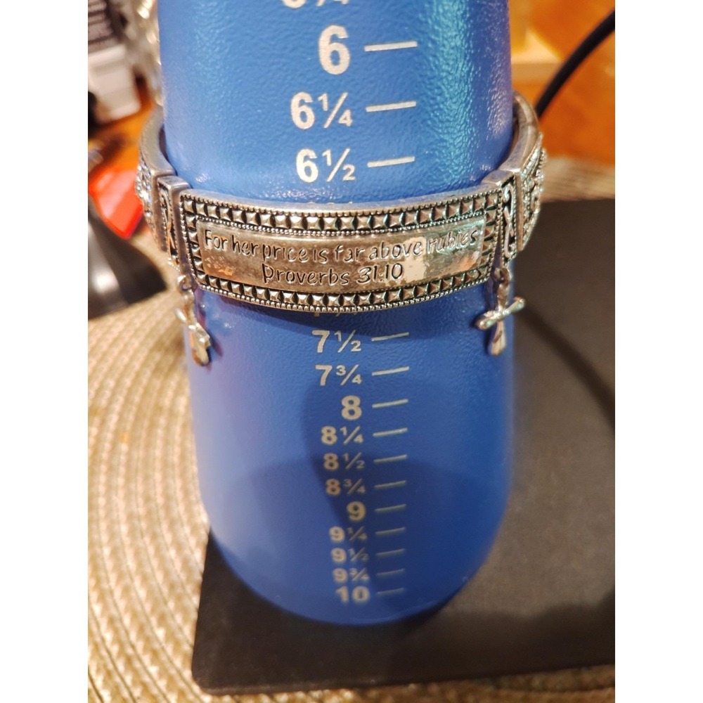 44.5 Gram Sterling Silver Religious Bracelet With Crosses On Stretchable Band